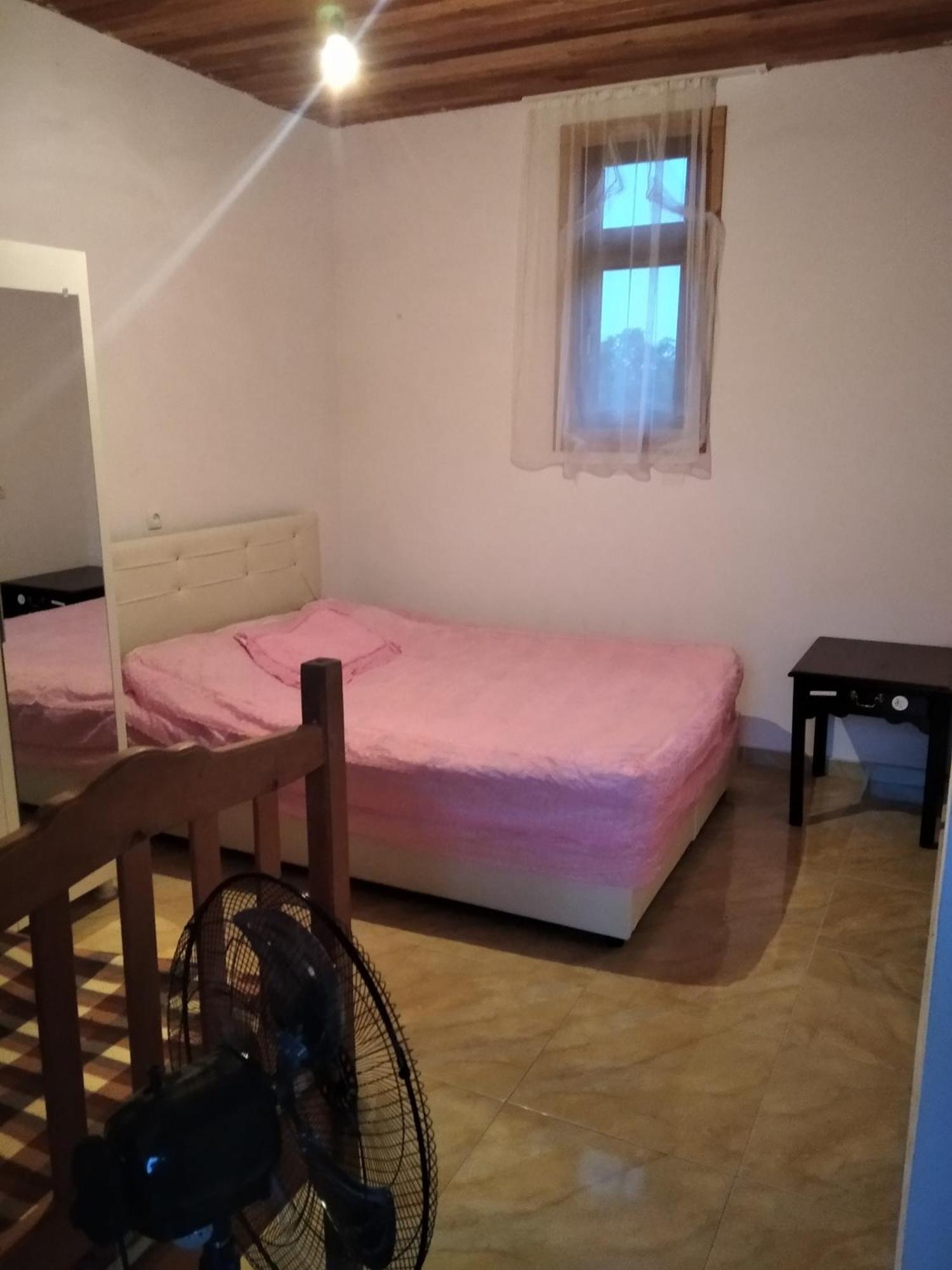 Hotel Poseidon Sekvetili Kültér fotó
